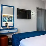 Lapis Inn Hotel&Spa ( Ex. Ambassador Hotel)