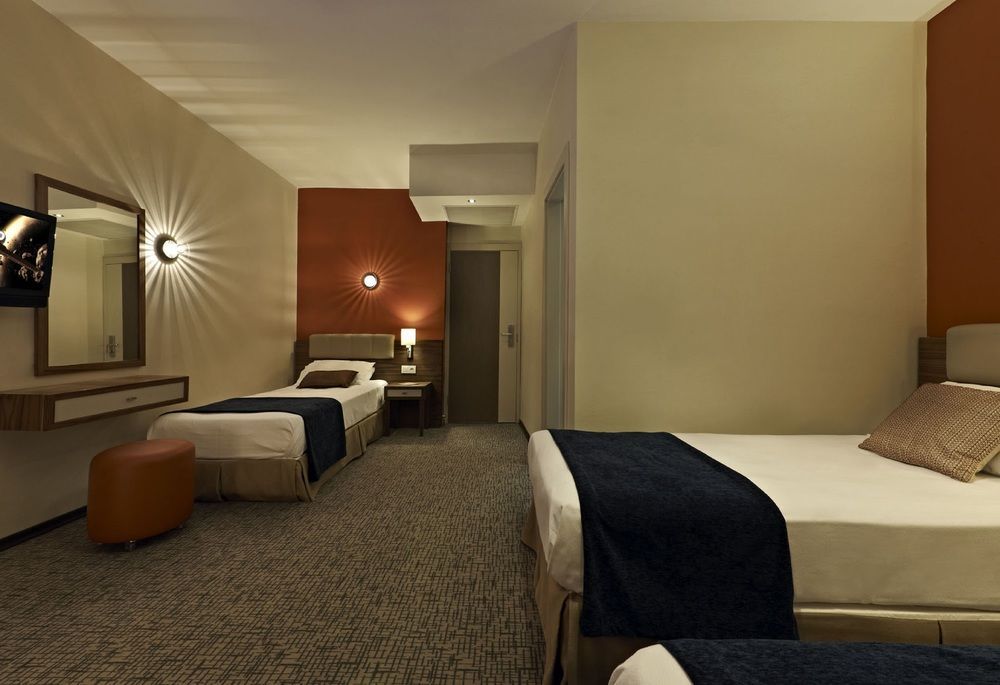 Otel Lapis &